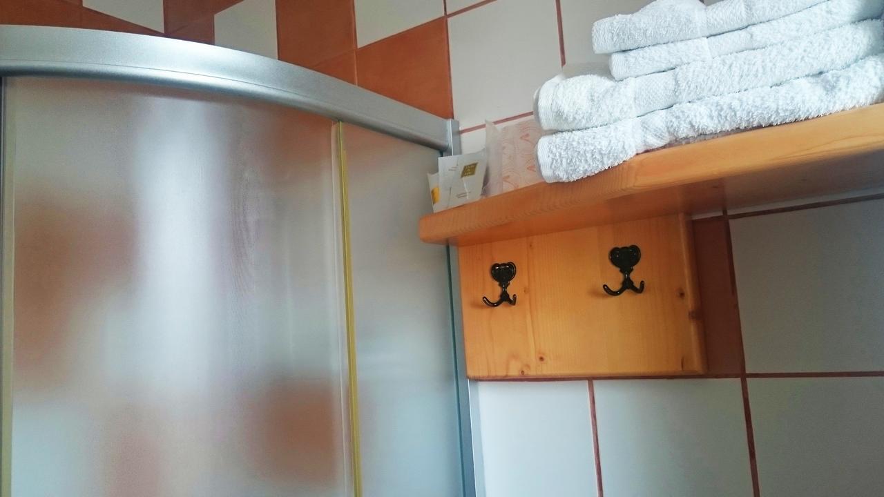 Pensiunea Panoramic Vártop Kültér fotó